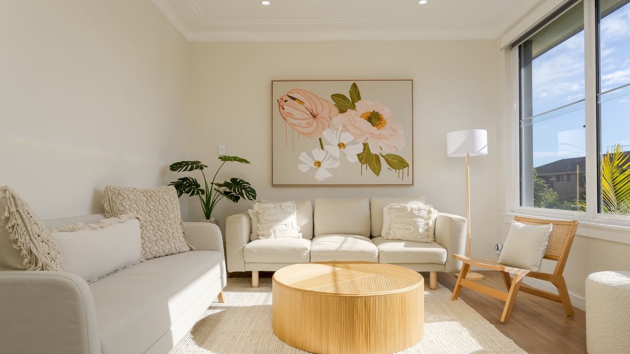 Photo of Livingroom in Dee Why