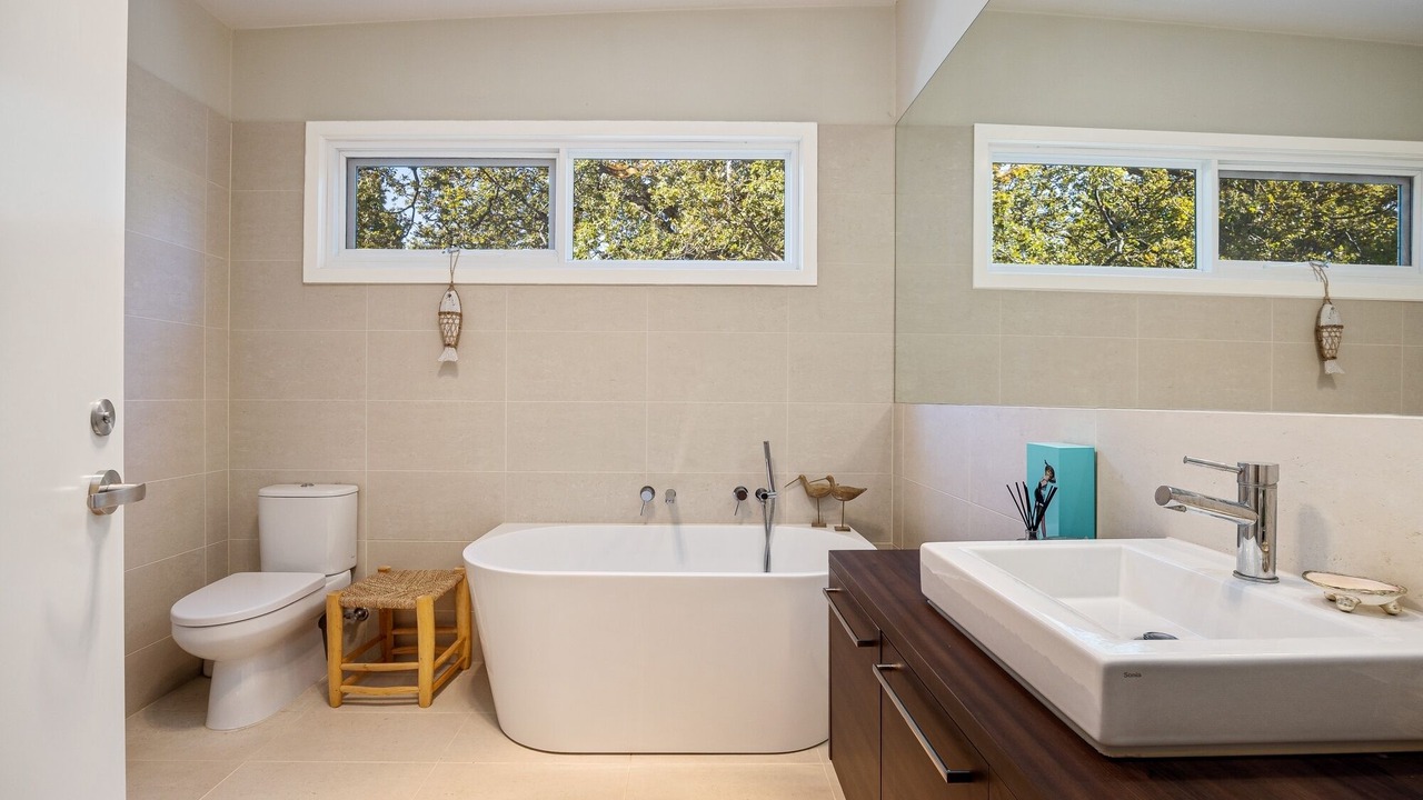 Photo of Bathroom in McCrae