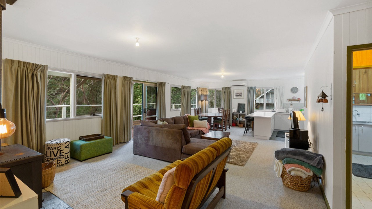 Photo of Livingroom in Sawmill Settlement