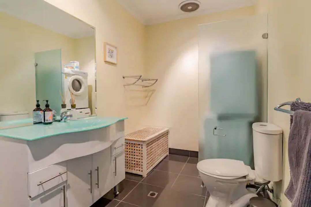 Photo of Bathroom in West Lakes Shore