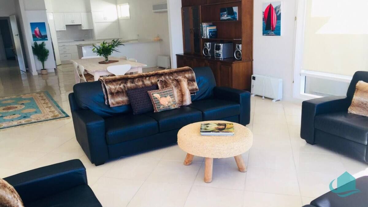 Photo of Livingroom in Belmont