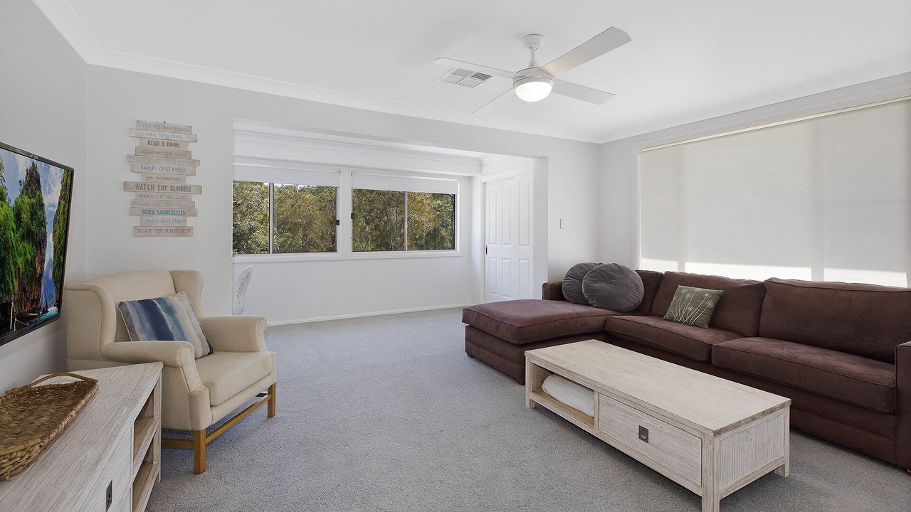 Photo of Livingroom in Avoca Beach