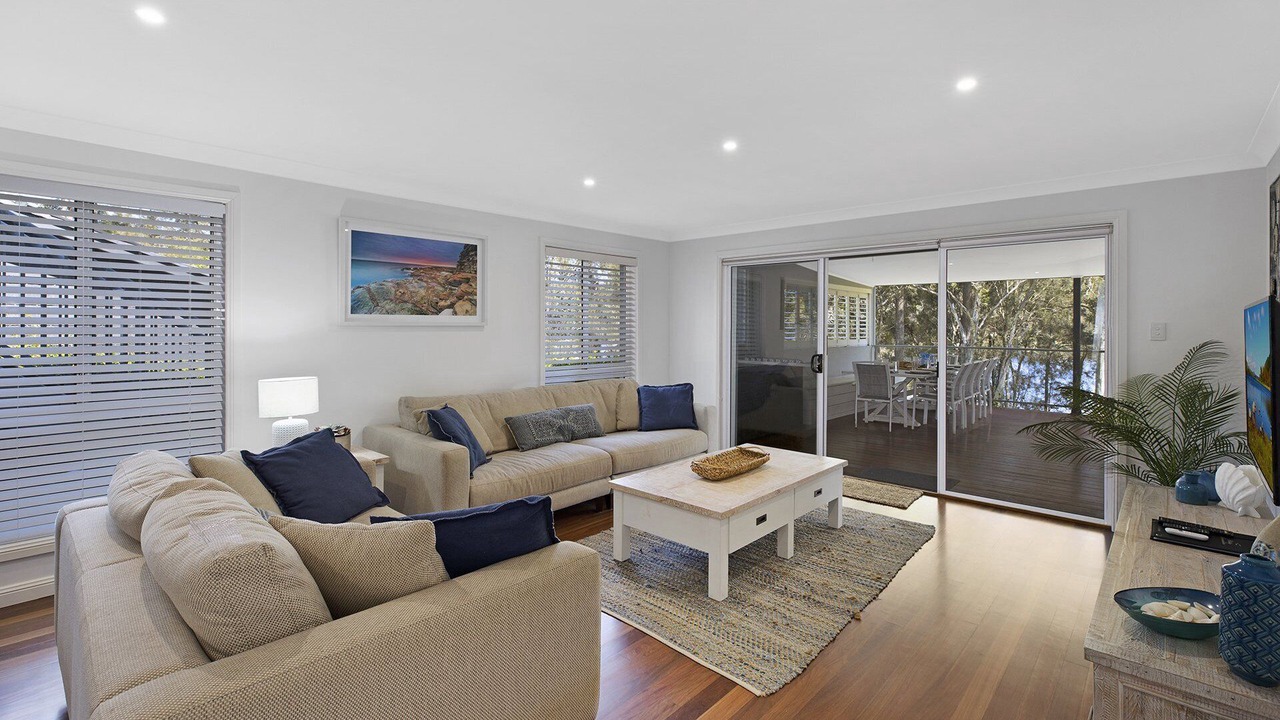 Photo of Livingroom in Avoca Beach