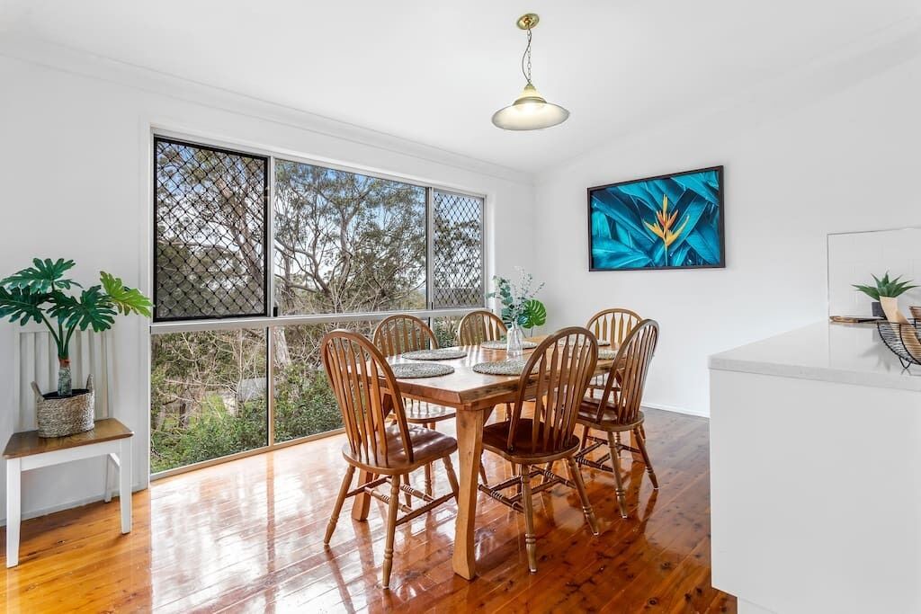 Photo of Bedroom in Middle Ridge
