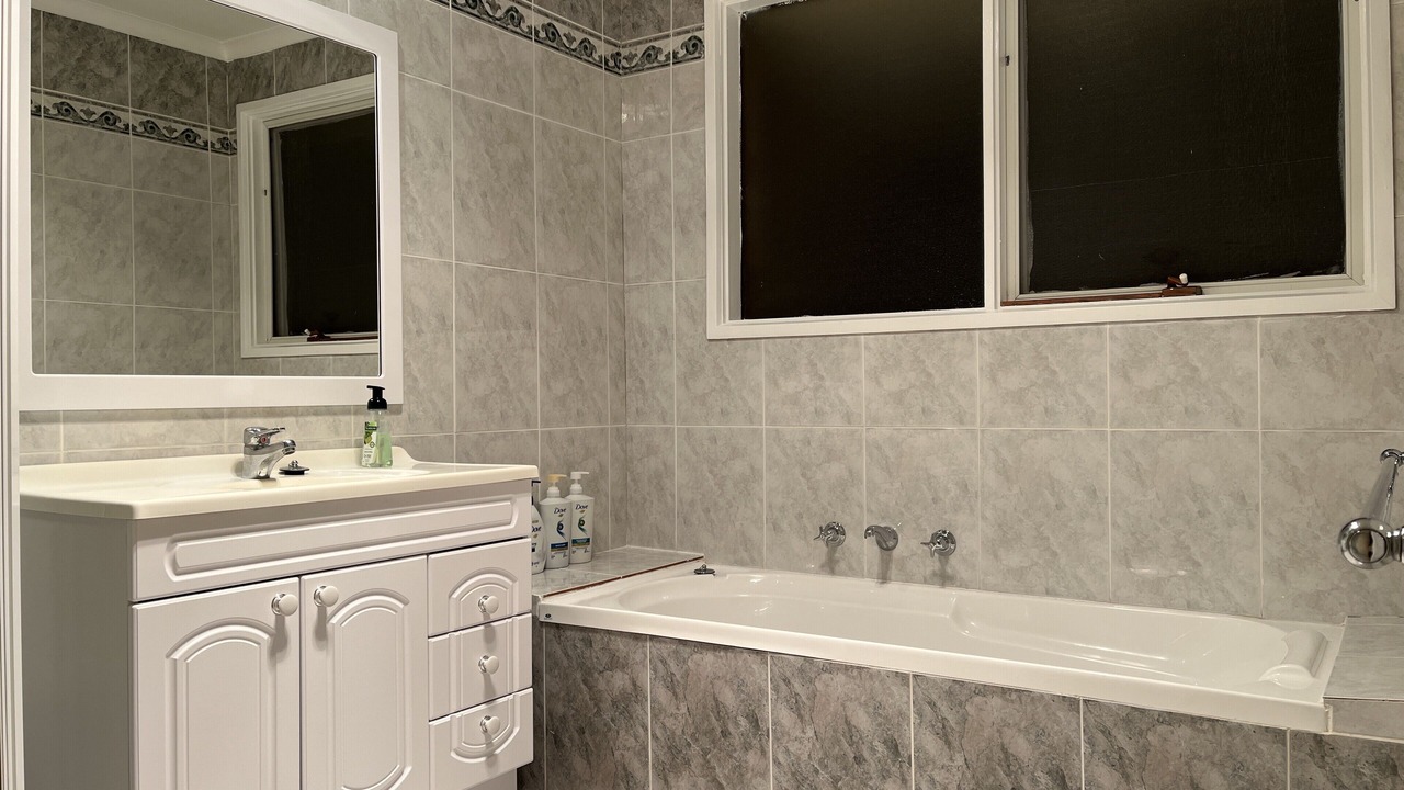 Photo of Bathroom in Hawker