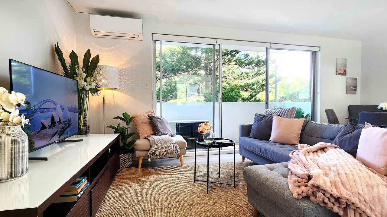 Photo of Livingroom in Rose Bay