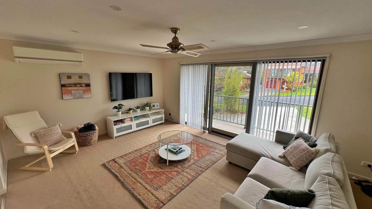 Photo of Livingroom in Surf Beach
