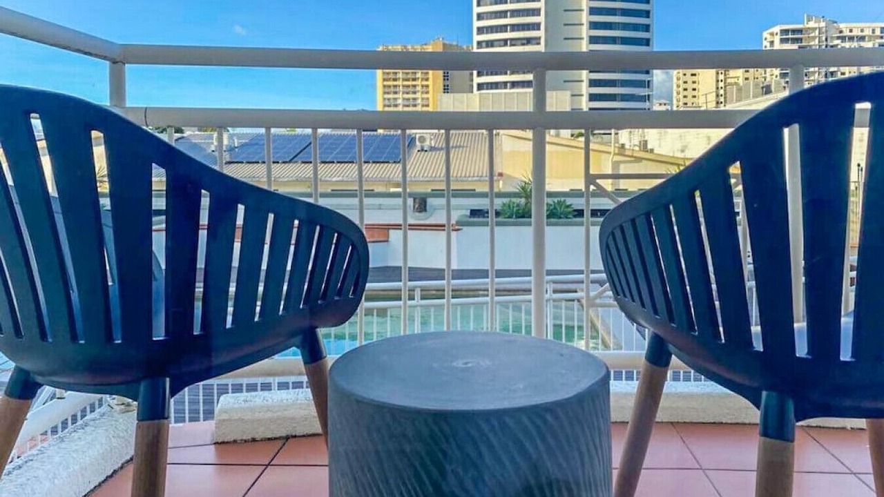 Photo of Patio Balcony in Cairns Central Business District