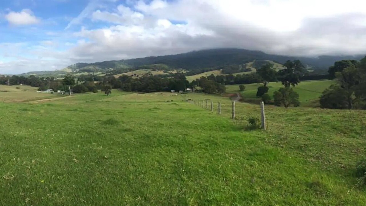 Photo of Outdoor in Foxground