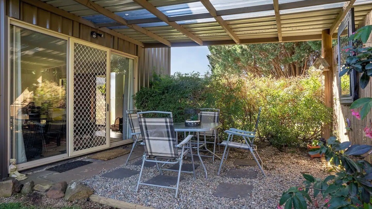 Photo of Outdoor in Foxground