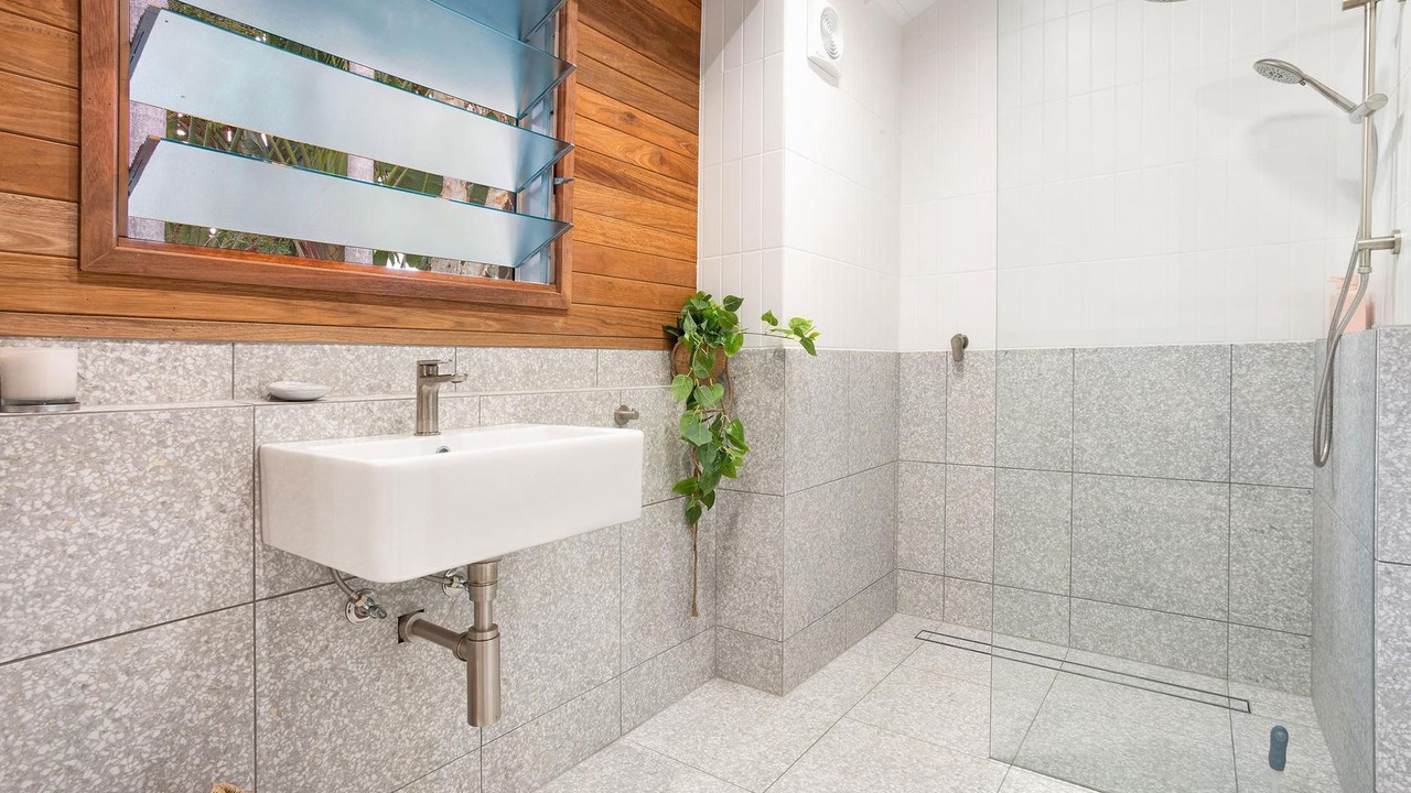 Photo of Bathroom in South Golden Beach