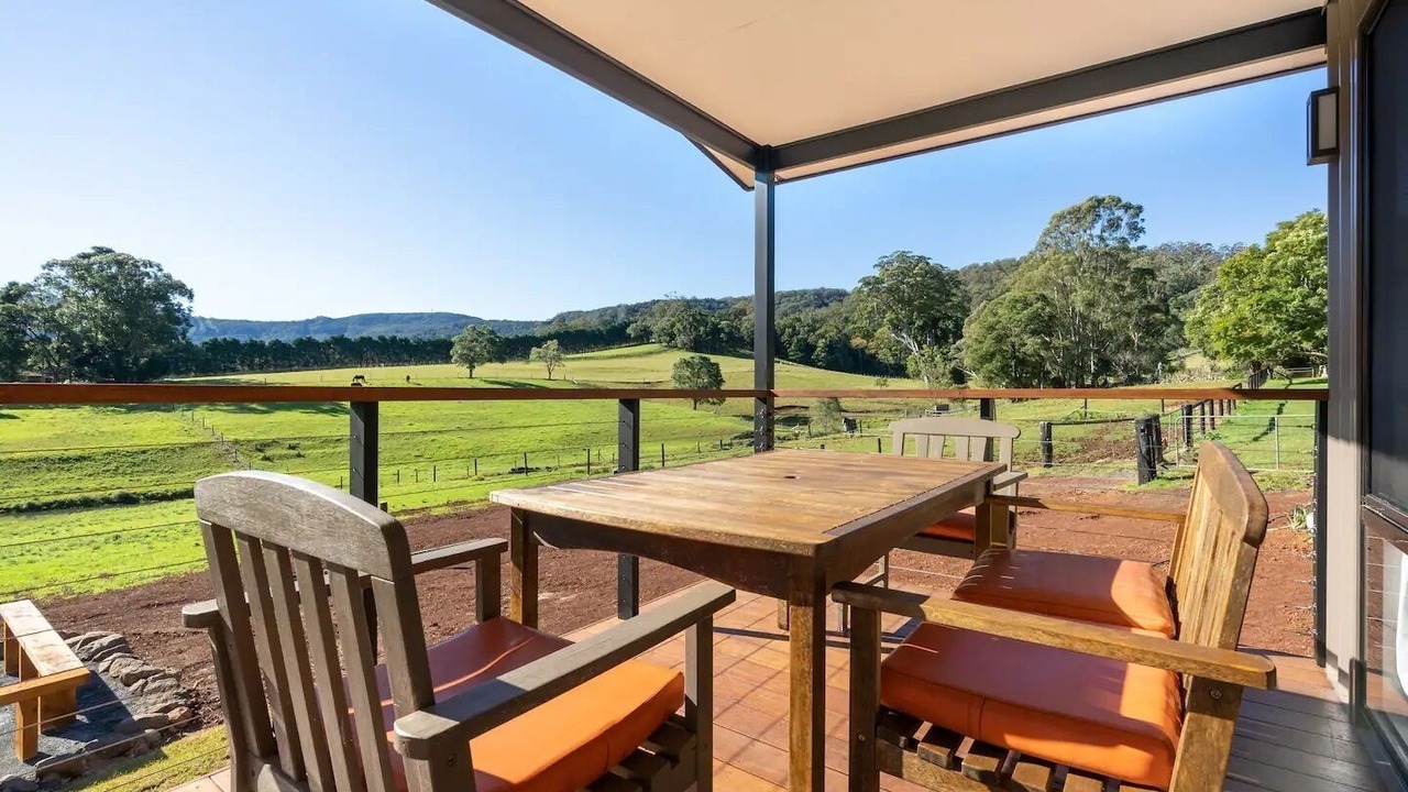 Photo of Outdoor in Foxground