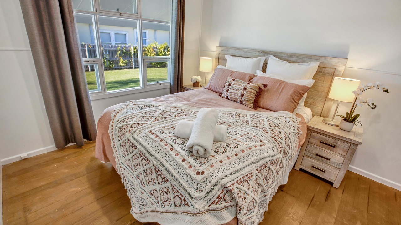 Photo of Bedroom in Eagle Point