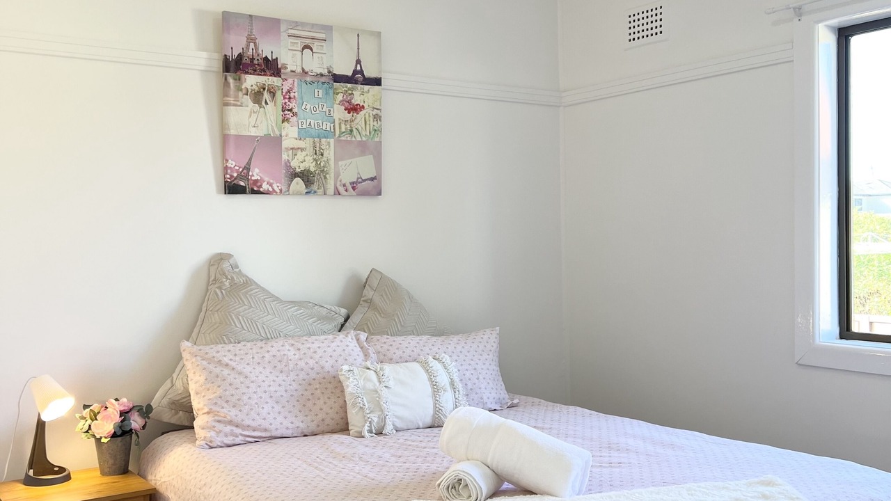Photo of Bedroom in Fairfield Heights