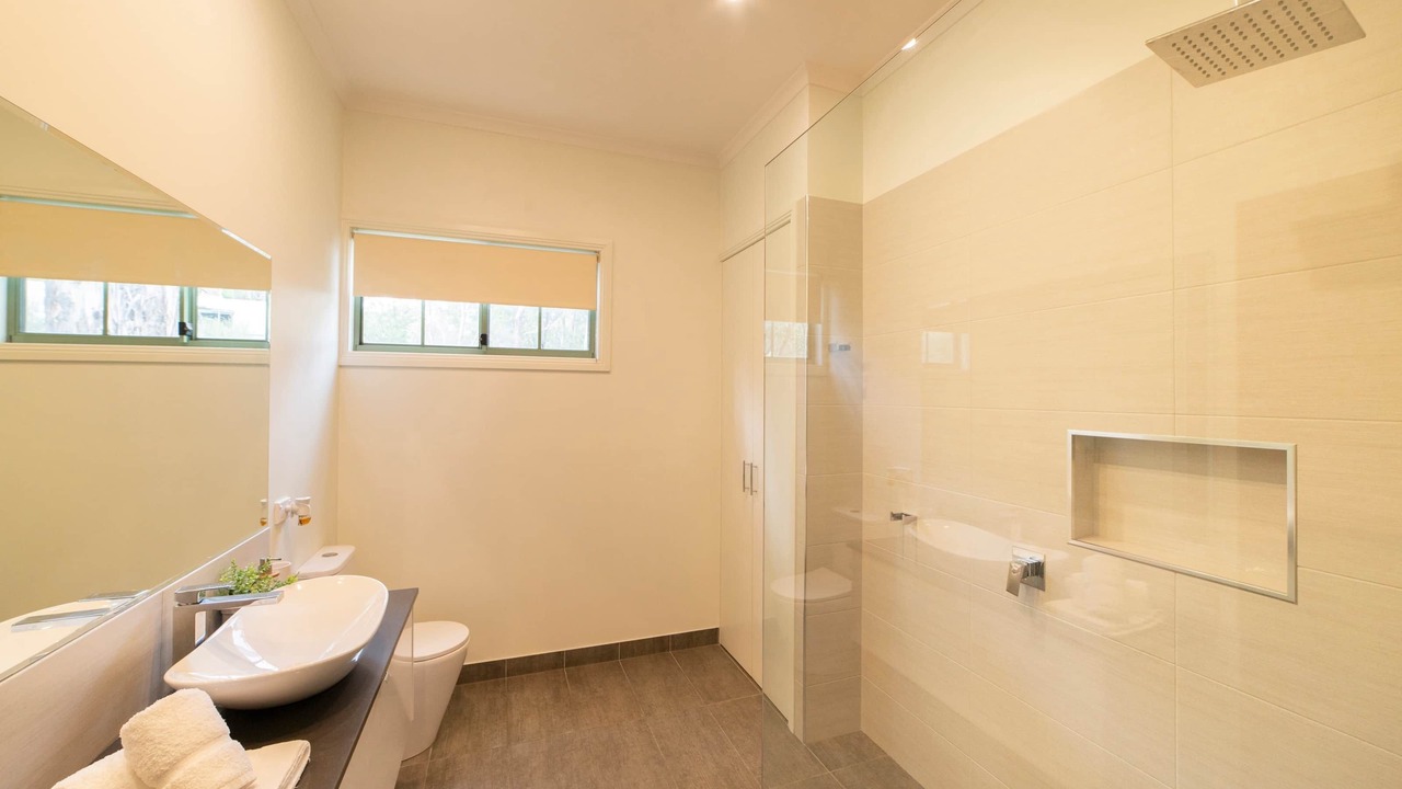 Photo of Bathroom in Halls Gap