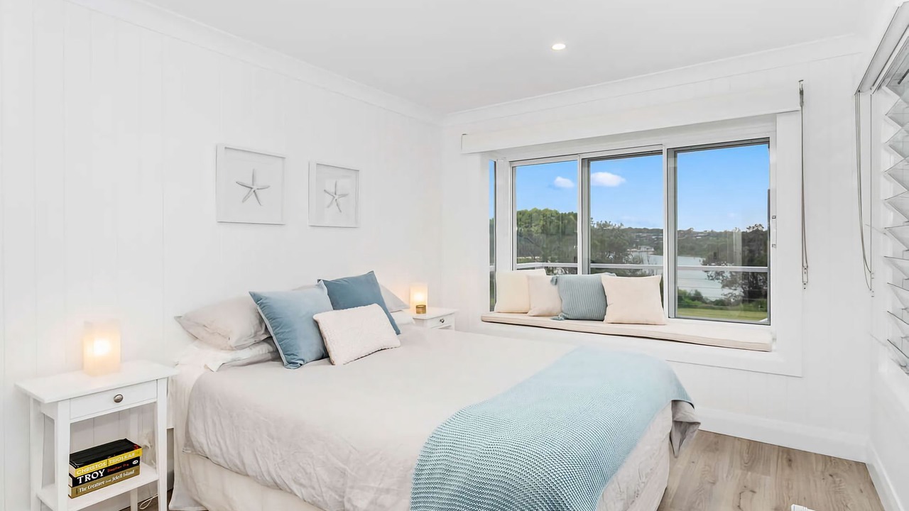 Photo of Bedroom in Dolphin Point