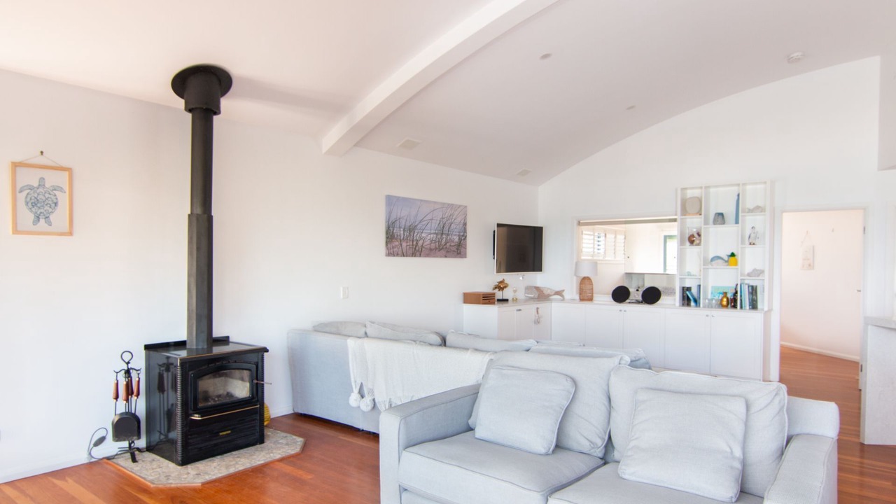 Photo of Livingroom in Blueys Beach