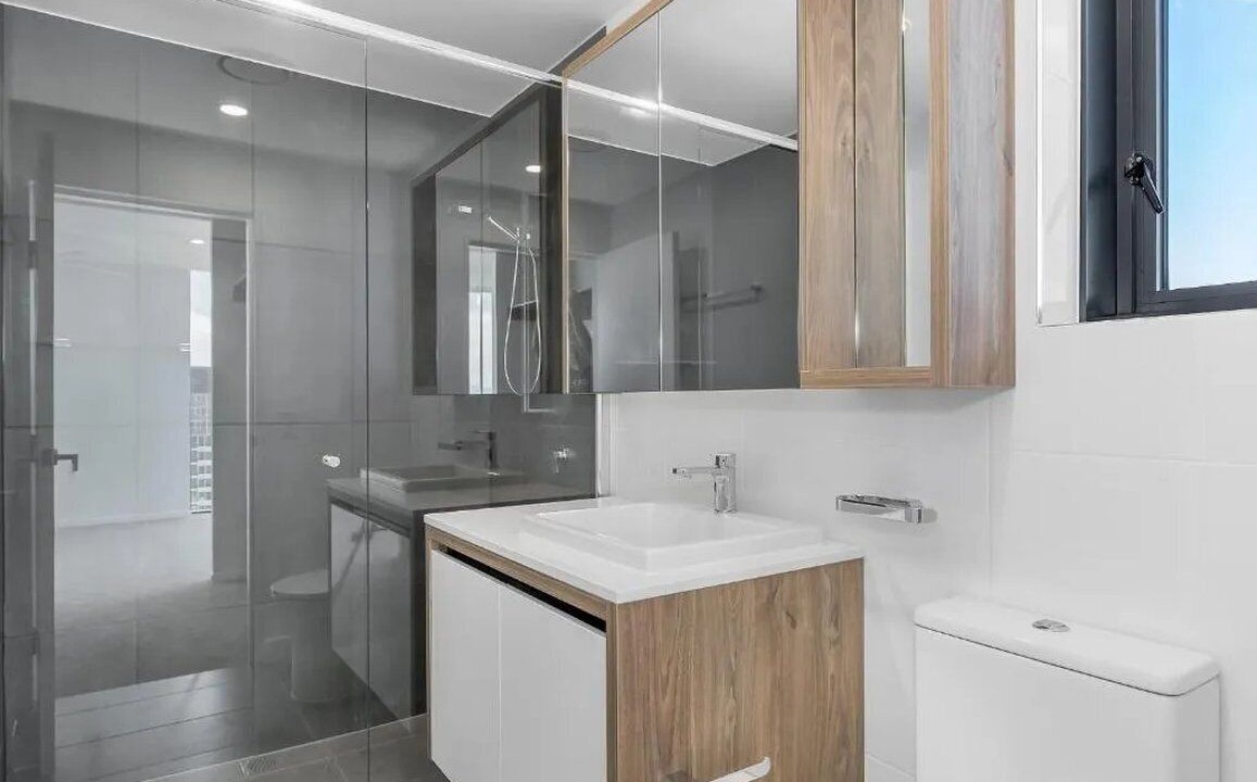 Photo of Bathroom in Broadbeach