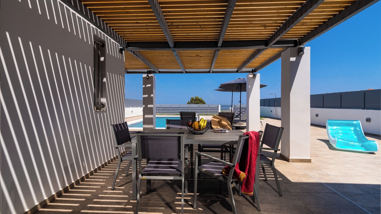 Photo of Outdoor in South Rhodes
