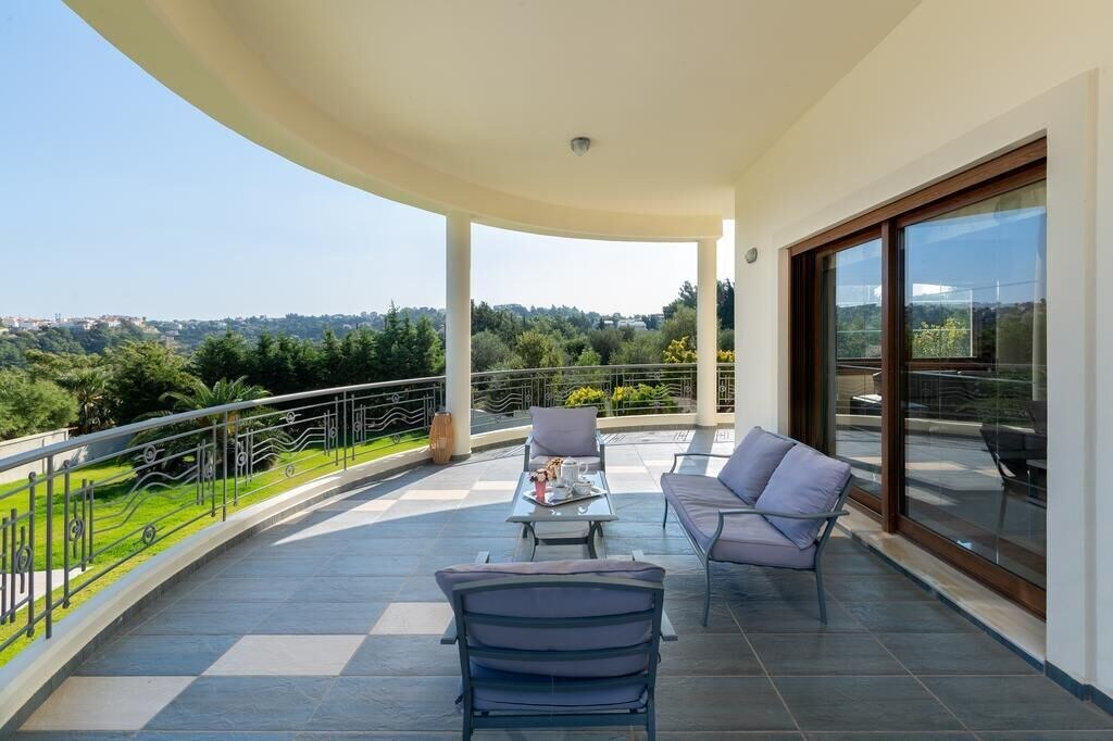 Photo of Patio Balcony in Asgourou