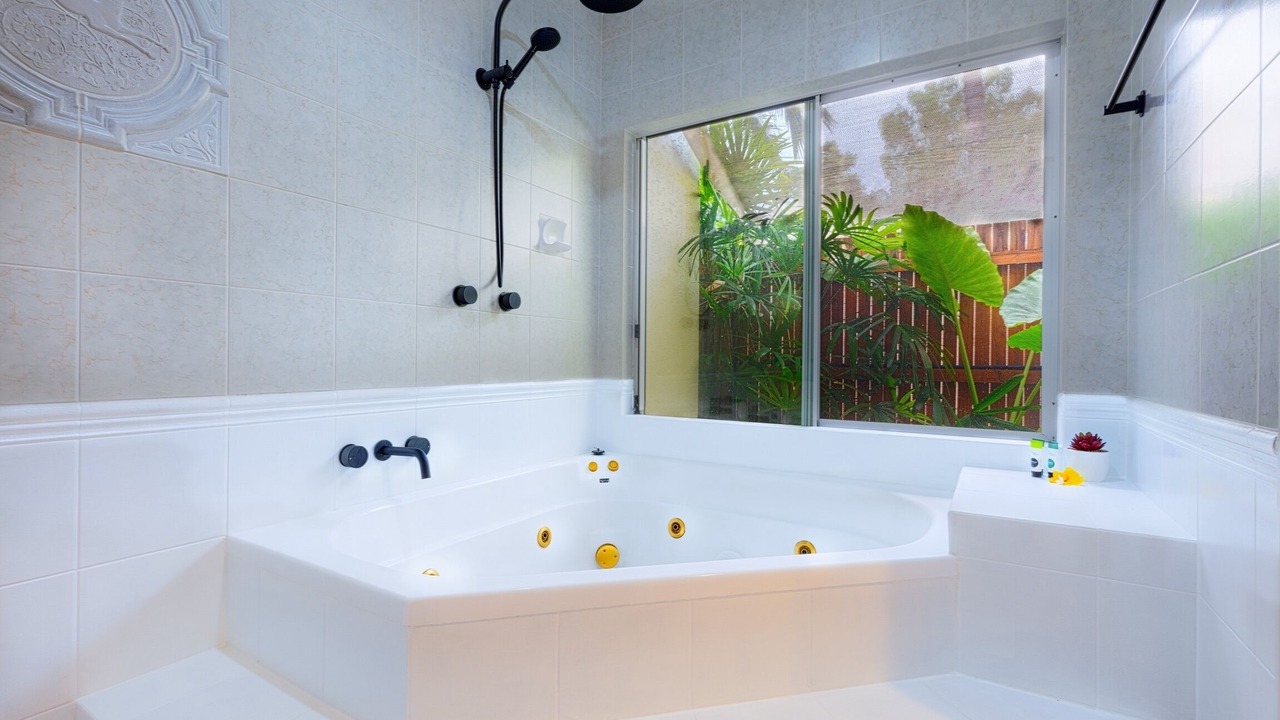 Photo of Bathroom in Kewarra Beach