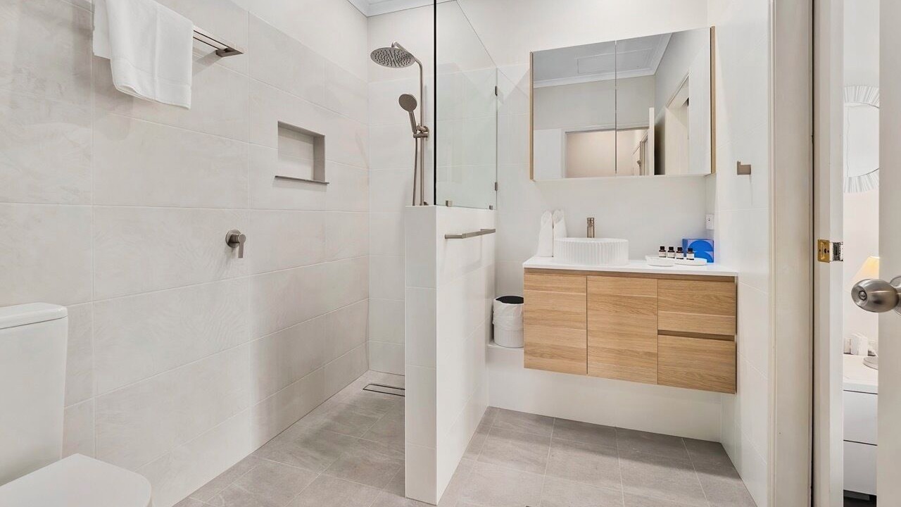 Photo of Bathroom in Yorkeys Knob