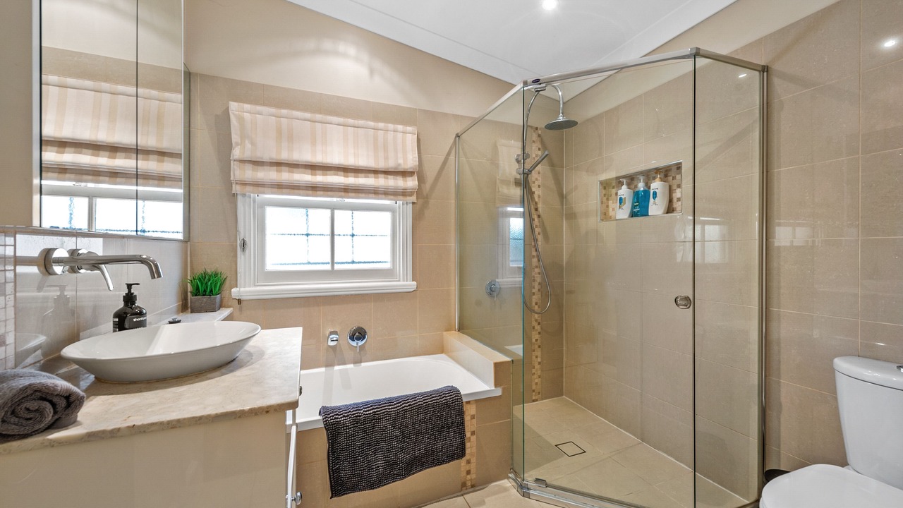 Photo of Bathroom in Wooloowin