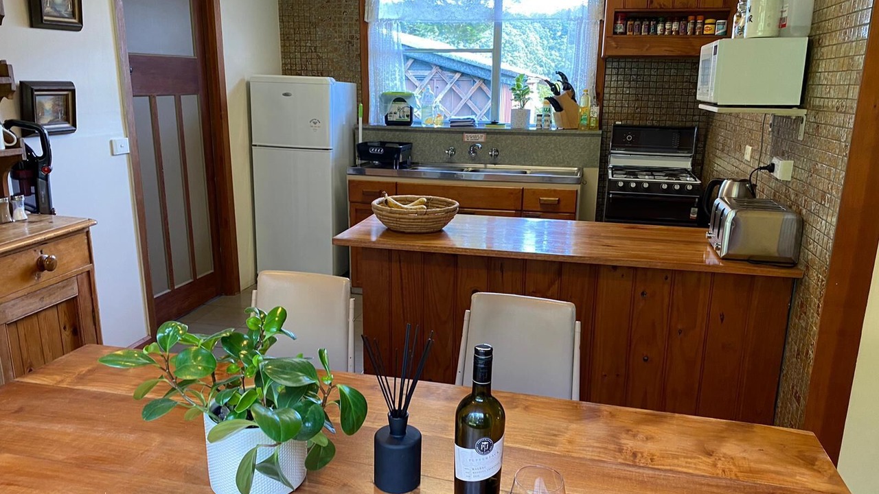 Photo of Kitchen in Barramunga