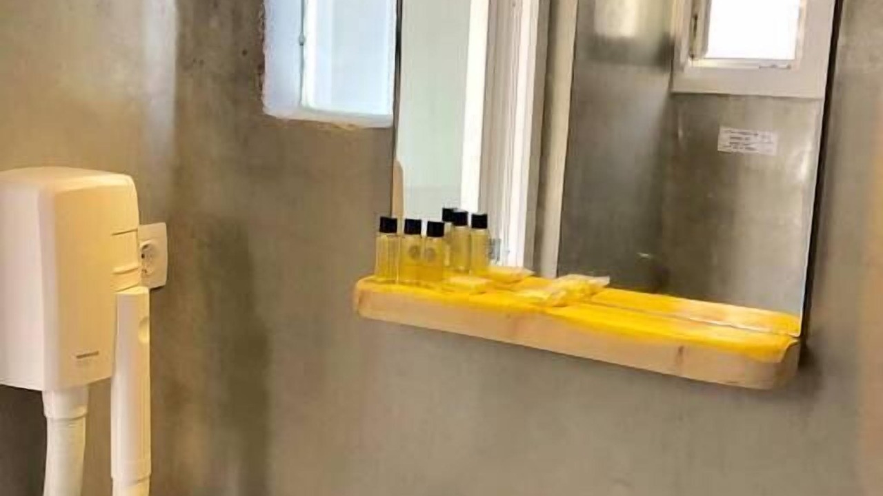 Photo of Bathroom in Glastros