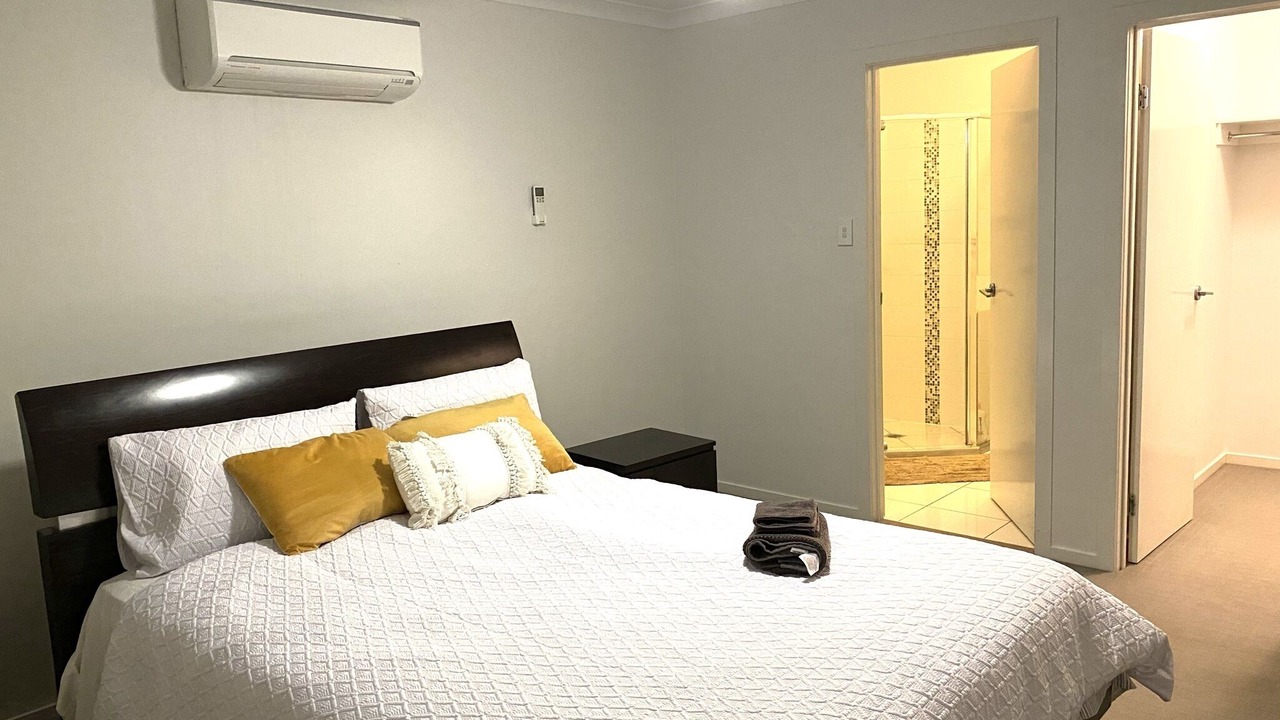 Photo of Bedroom in Clinton