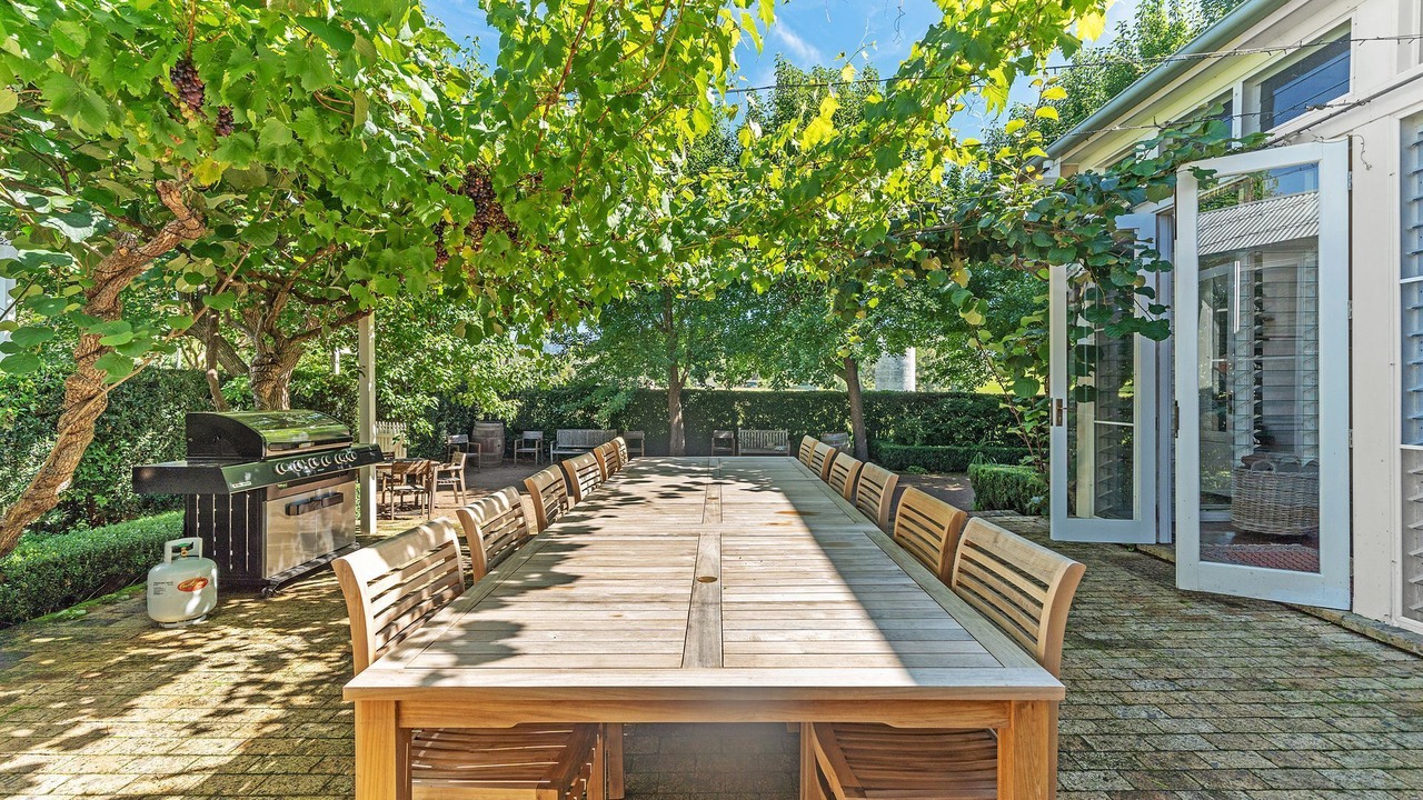 Photo of Outdoor in Berry