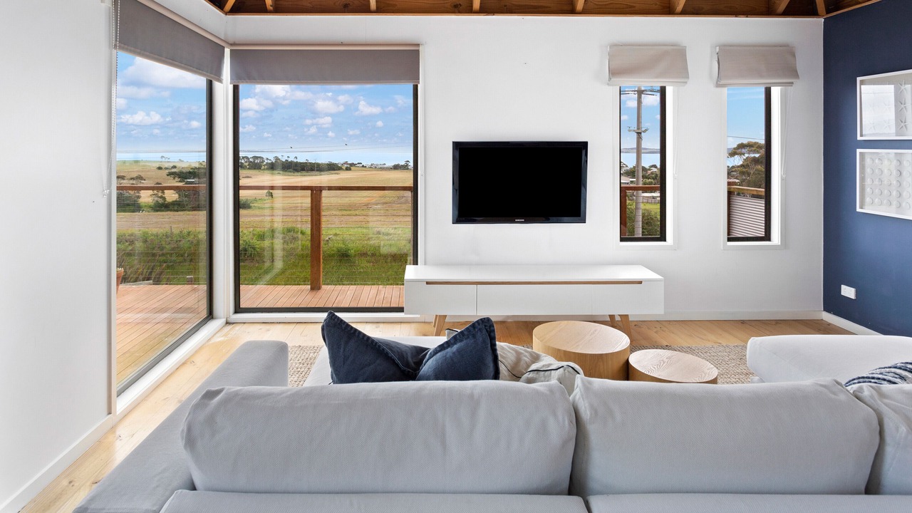 Photo of Livingroom in Coronet Bay