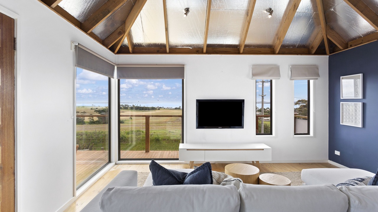 Photo of Livingroom in Coronet Bay