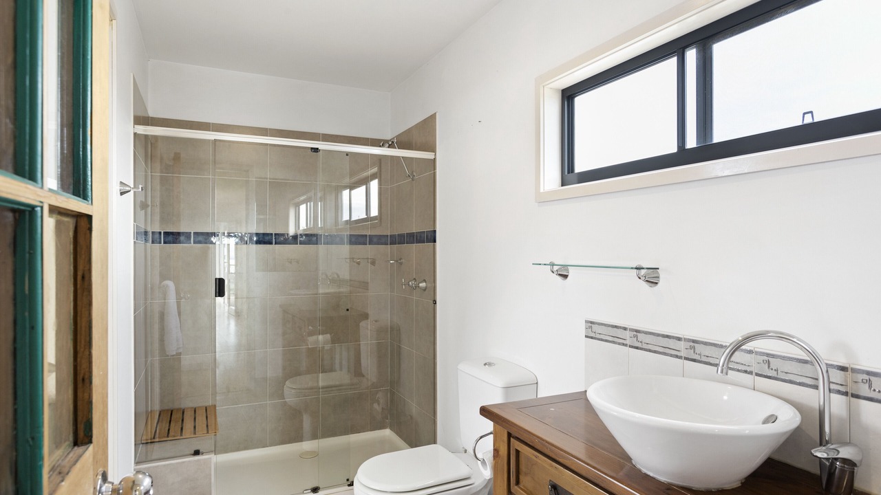 Photo of Bathroom in Coronet Bay