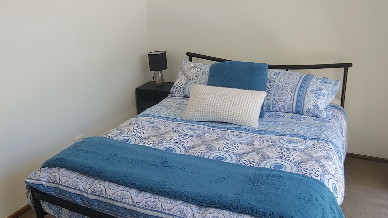 Photo of Bedroom in Lake Haven