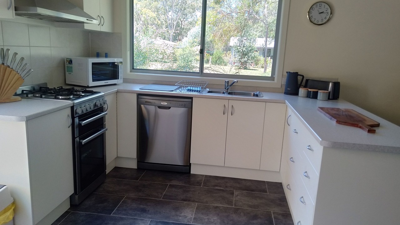 Photo of Kitchen in Raymond Island