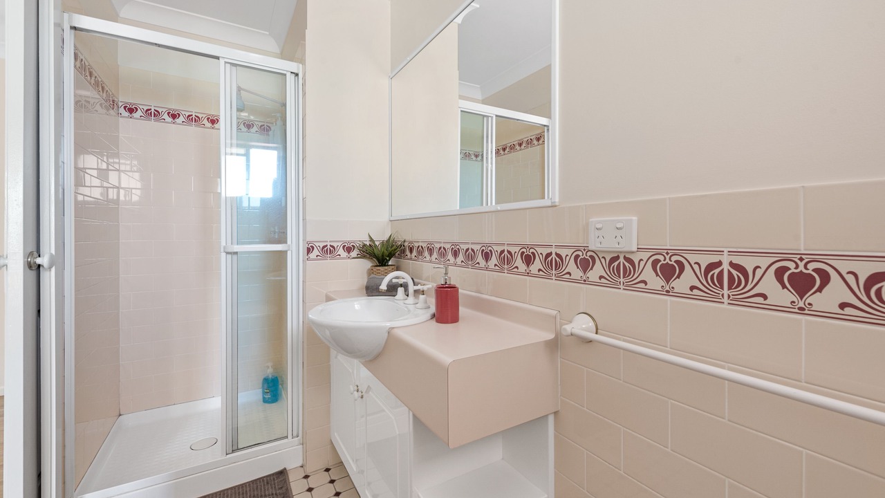 Photo of Bathroom in Wooloowin