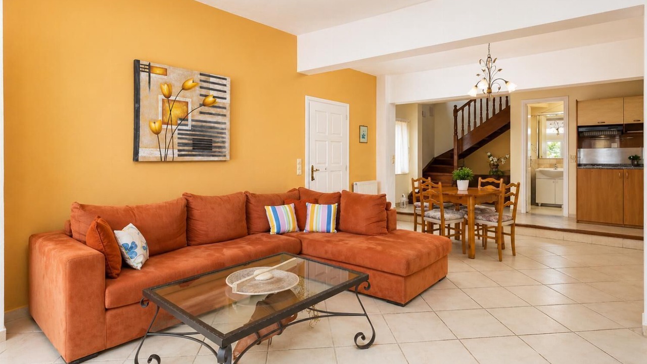 Photo of Livingroom in Petaleia