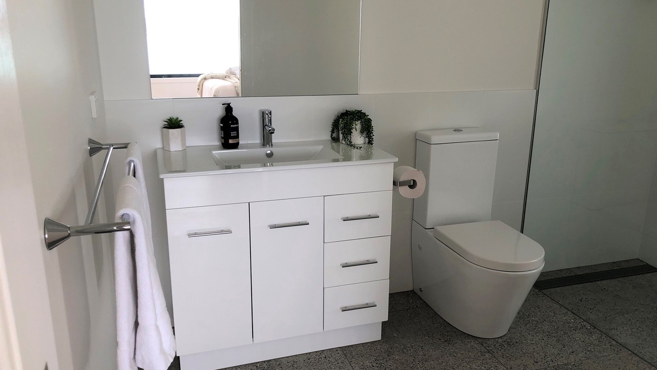 Photo of Bathroom in Binalong Bay