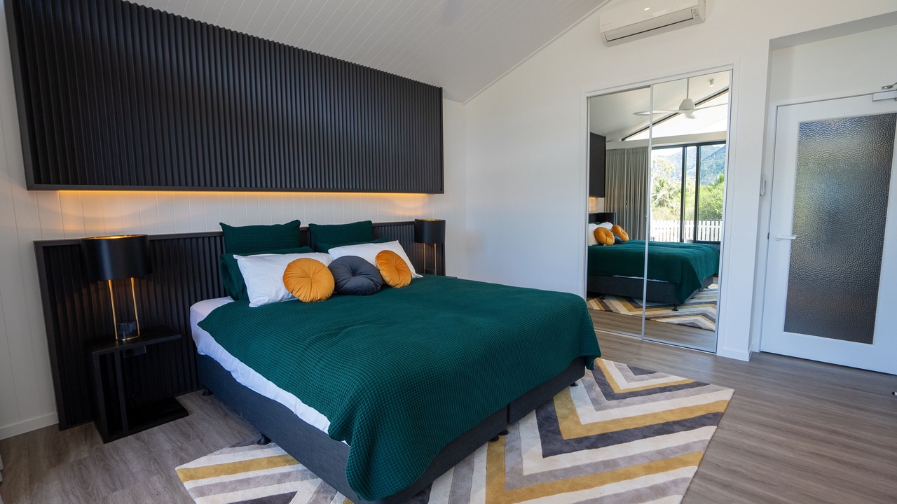 Photo of Bedroom in Nelly Bay