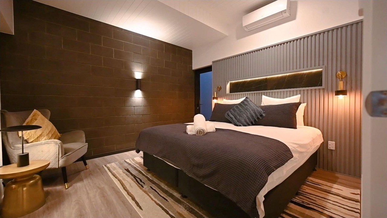 Photo of Bedroom in Nelly Bay
