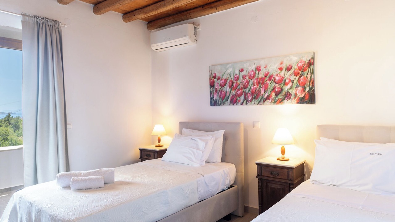 Photo of Bedroom in Skala