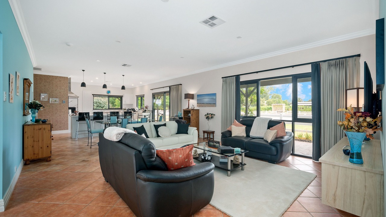 Photo of Livingroom in Brigadoon