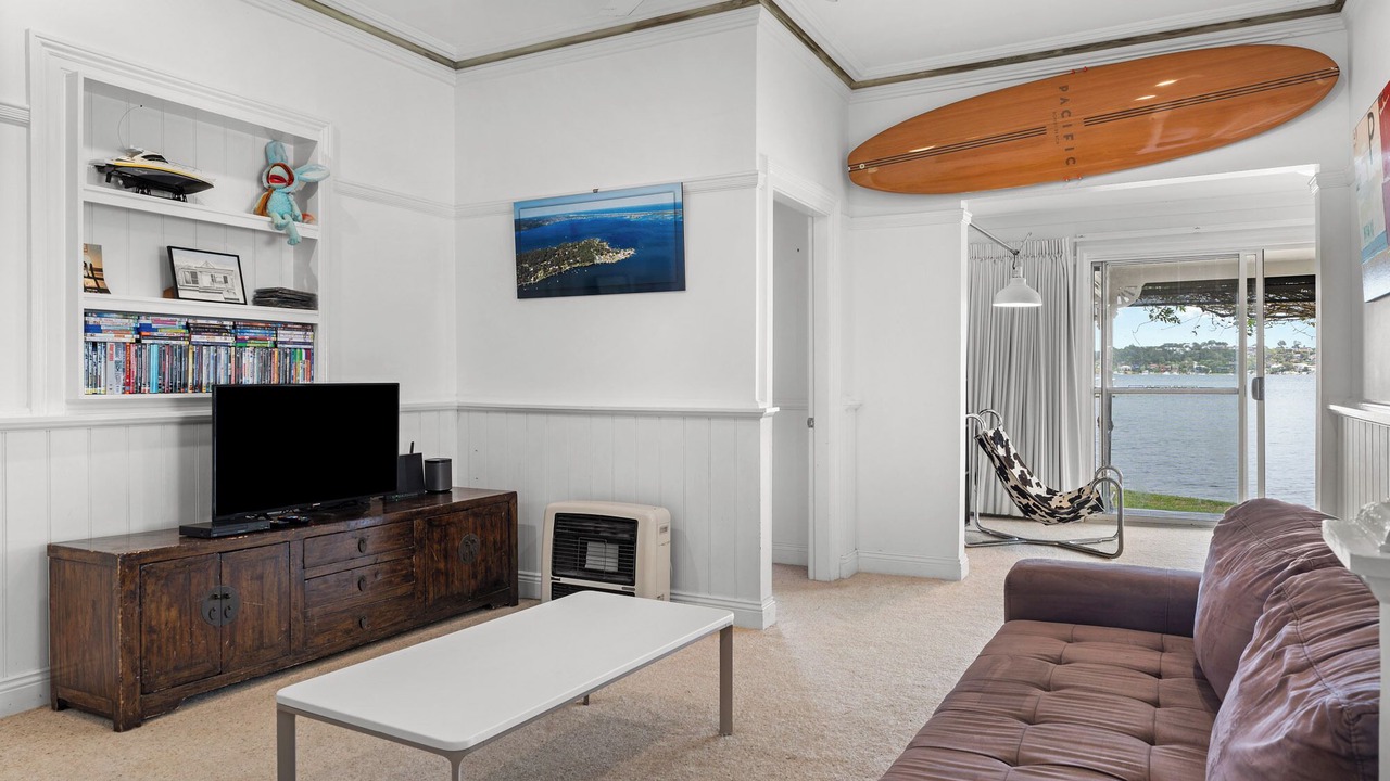 Photo of Livingroom in Coal Point
