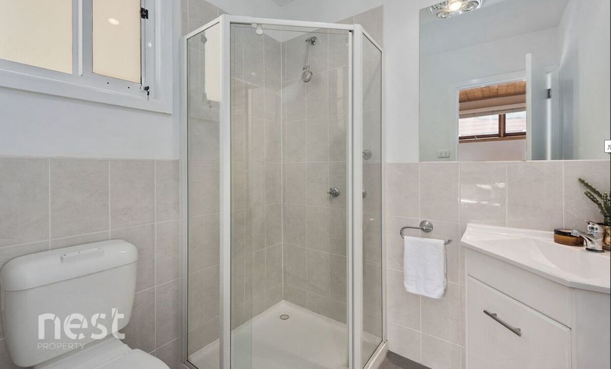 Photo of Bathroom in Rosny