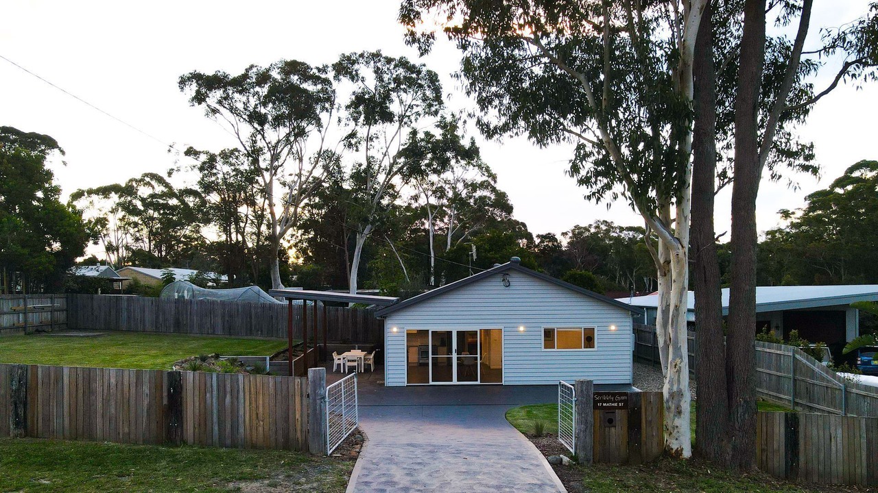 Photo of Outdoor in Basin View