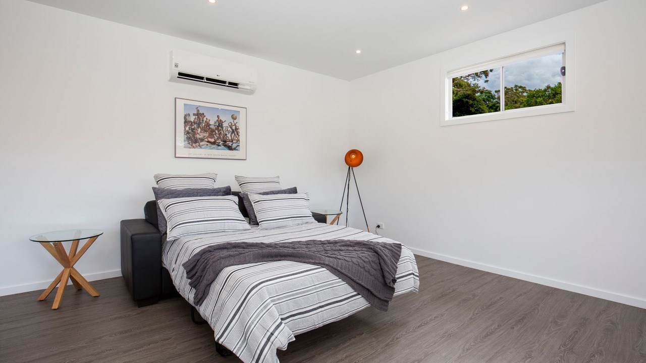 Photo of Bedroom in Basin View