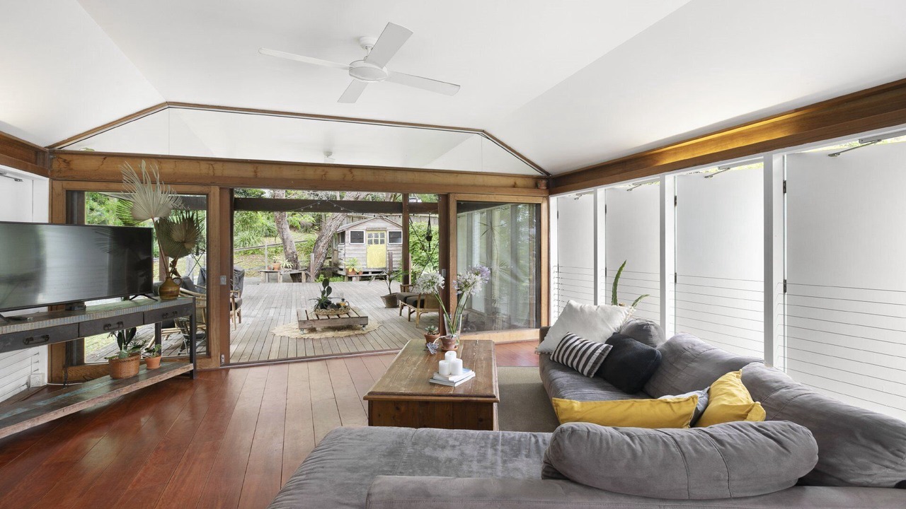 Photo of Livingroom in Pretty Beach Central Coast