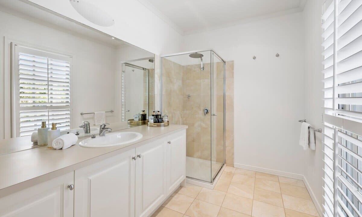 Photo of Bathroom in Torquay