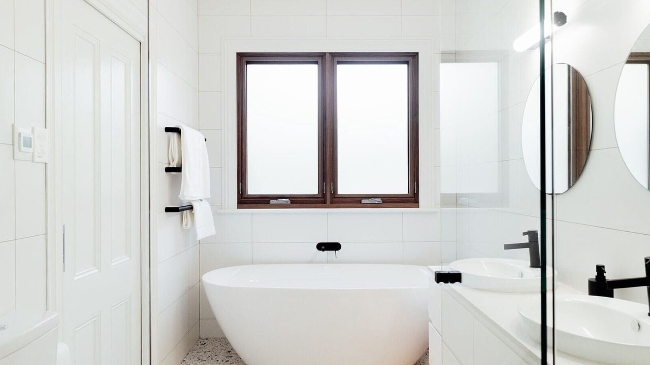 Photo of Bathroom in Leura